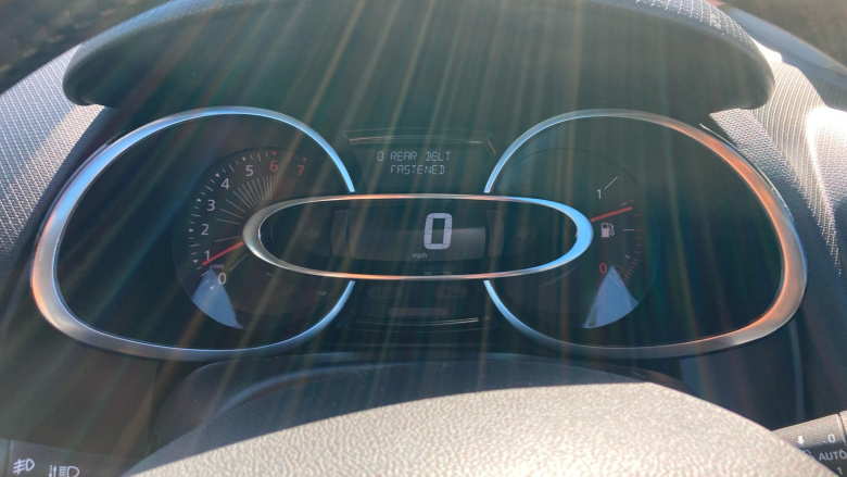 Renault Clio 1.2 16V Dynamique Nav 5dr Petrol Hatchback